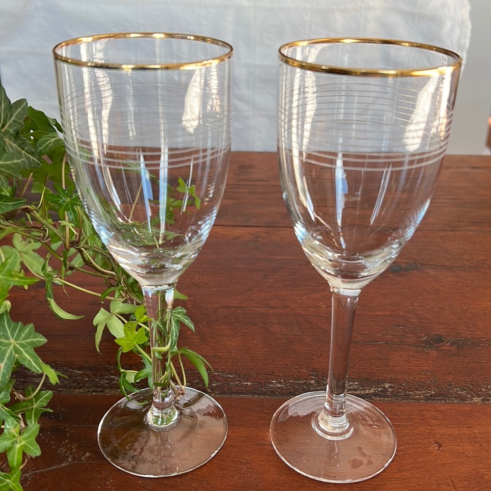 Gold rimmed wine glasses